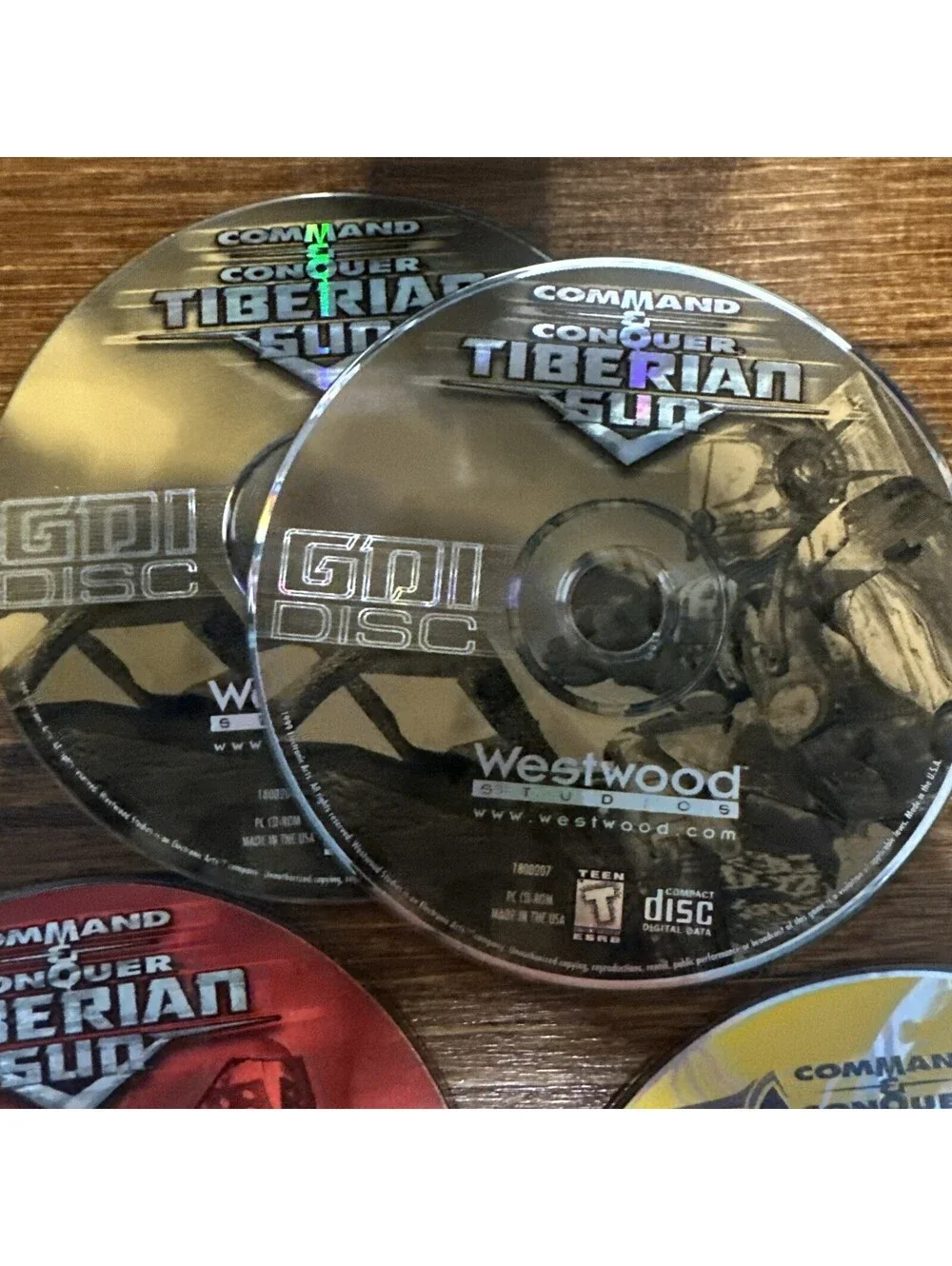 Command and Conquer Lot of 13 Disc with Red Alert 1-2 Firestorm Tiberian Sun PC